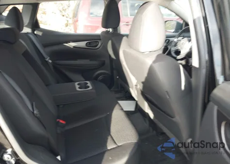 2018 Nissan Rogue Sport S z USA, uszkodzony, nr VIN JN1BJ1CR8JW268947